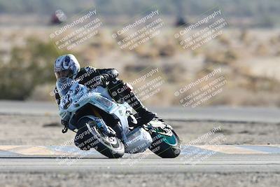 media/Dec-07-2025-CVMA (Sun) [[3e7d2de5dc]]/Race 12- Formula 40 MW and LW/